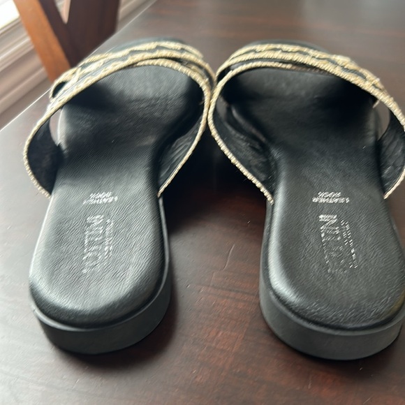 Lottini Made in Italy Leather Black Beige CrissCross Rafia Trim Leather Sandals - Picture 8 of 17